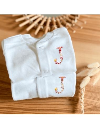 Pyjama bébé brodé initiale fleurie